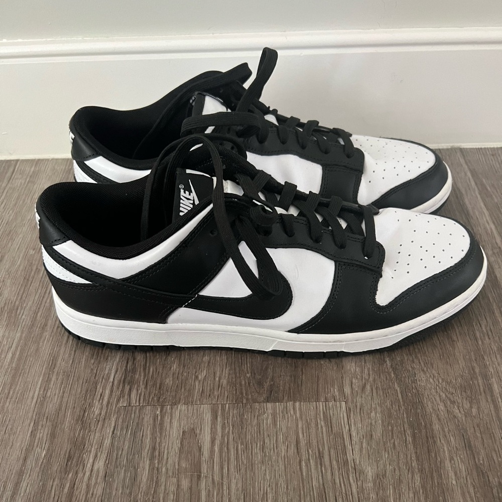 Men’s Nike Panda Dunks